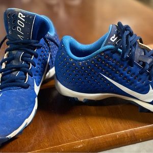 Boys baseball cleats